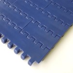Link style plastic conveyor belt