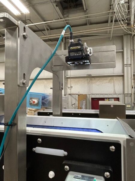 part tracking, automated part counted camera mounted above conveyor belt